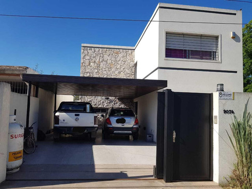 Casa 4 Dormitorios Con Pileta - O Higgins 9000 - Fisherton Rosario | Venta