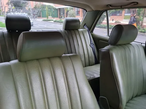 Mercedez 230 E Verde