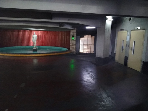 Imagen 2 de 6 de Vendo Cochera En Microcentro De Rosario