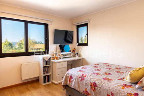 2 Casas En Parcela, Don Ladislao, Colegio Trebulco