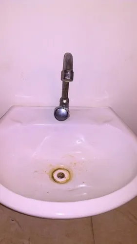 Lavamano Ceramico Pequeno (Usado)