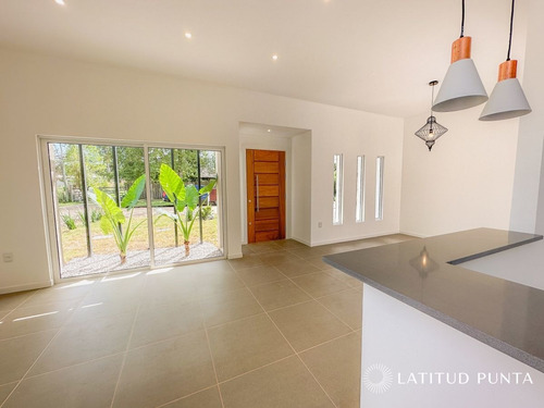 Imagen 8 de 30 de Casa En Piedras Del Chileno - Punta Del Este