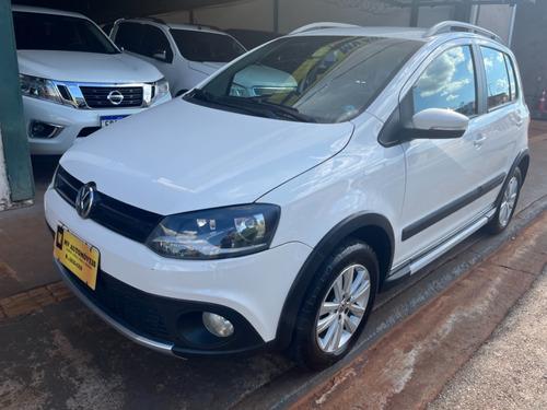 Volkswagen Crossfox Branco 2013