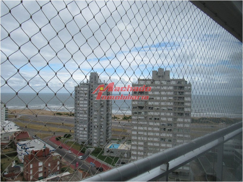 Imagen 1 de 30 de Venta De Apartamento De Dos Dormitorios En Punta Del Este