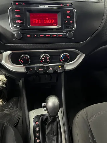 Kia Rio R Ub Ex 1.4 At