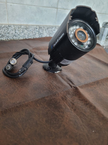 Cámara De Vigilancia Ccd-i22a Dvr Vision Nocturna Negro (Usado)