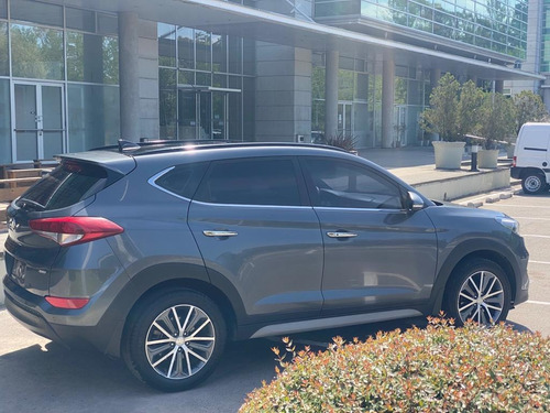 Imagen 14 de 15 de Hyundai Tucson 2.0 4x4 Premium At L16 2017