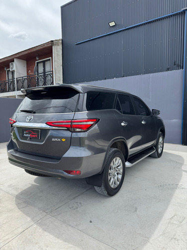 Toyota Hilux SW4 2.8 Srx 177cv 4x4 7as At
