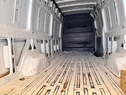 Volkswagen Crafter 2.0 Cargo Van 3.88 Ton Lwb Mt