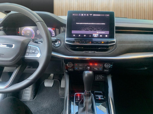 Jeep Commander Limited T270 1.3 TB Flex Aut.
