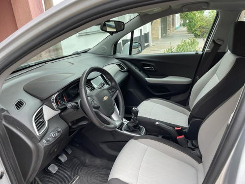 Chevrolet Tracker Ltz Única Mano 2017 L/nueva Permuto