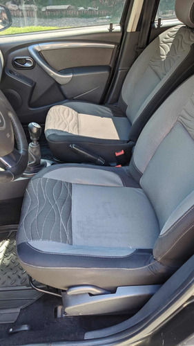 Imagen 10 de 12 de Renault Duster 2012 2.0 4x2 Privilege 138cv
