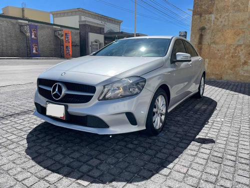 Imagen 1 de 11 de Mercedes-benz Clase A 2016 1.6 200 Cgi Style Mt