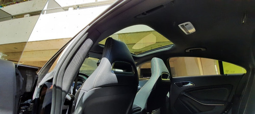 Mercedes Benz Cla 200 Urban - Con Cámara Marcha Atrás