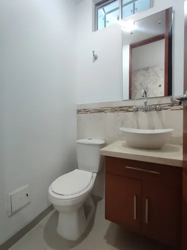 Apartamento En Arriendo En Cristales De La Floresta. Cod A15835
