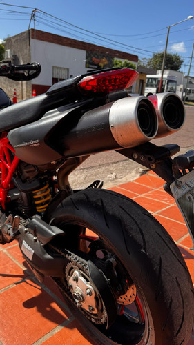 Hypermotard 796, Titular Vende Por Viaje