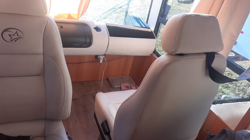 Imagem 9 de 15 de Motorhome Turiscar Riviera 1100 9,60m 1990 Vw11160 8 Pessoas