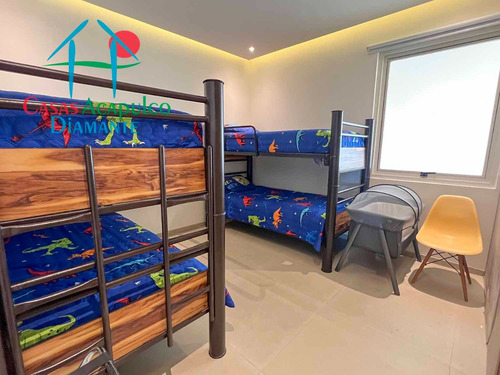 Cad La Isla Ibiza B7. Terraza Con Vista A Las Albercas Y Áreas Comunes