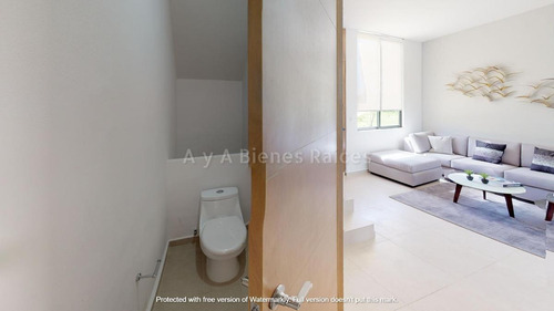 Imagen 12 de 30 de Casa En Venta De 3 Recámaras, 3 Niveles En Paraíso, Residencial Playa Del Carmen, Playa Del Carmen.