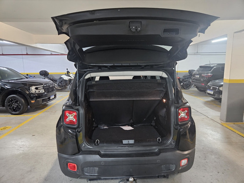 Jeep Renegade 1.8 Flex Aut. 5p