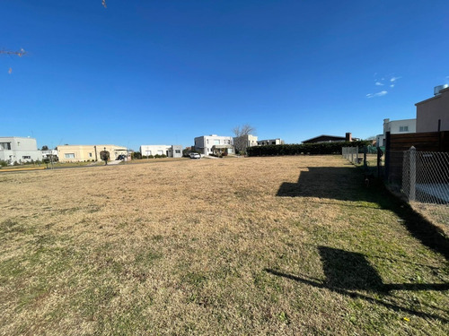 Imagen 3 de 6 de Venta Lote Interno Santa Elena Pilar Del Este