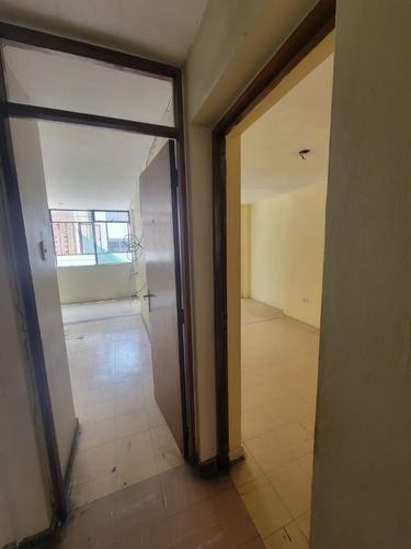Vendo Casa En Palomino Lima | 120 M² | 2 Pisos + Cochera Y Patio | Alisos 210