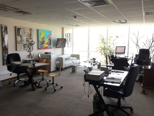 Imagen 4 de 22 de Ricas Oficinas En La Mejor Ubicación De Lo Barnechea.