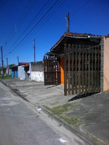 Imagem 1 de 5 de  Casa Em Mongaguá 