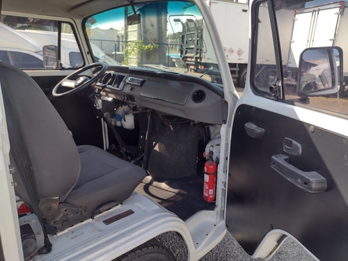 Imagem 4 de 15 de Vw Kombi Furgão Varias Unidades E Anos