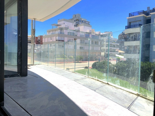 Apartamento En Venta A Estrenar! Excelentes Vistas Al Óceano