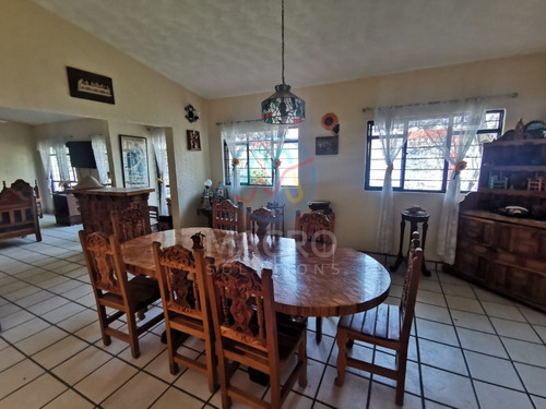 Casa En Venta En Col. Niño Artillero Con Departamento Independiente, Jardín Y Alberca Apta A A Créditos