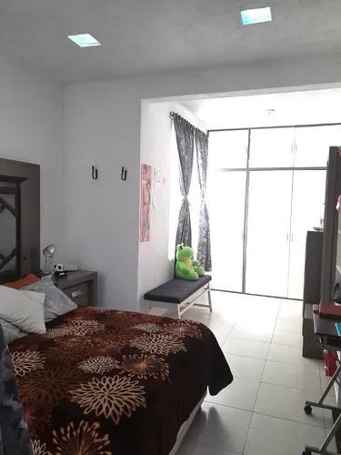 Casa En Venta, Col. Moderna, Excelente Mantenimiento.