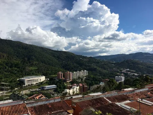 Hermosa Casa En La Tahona