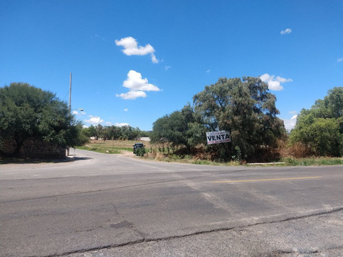 Colón Venta Terreno   1 Ha  En Esquina  A Pie De Carretera D