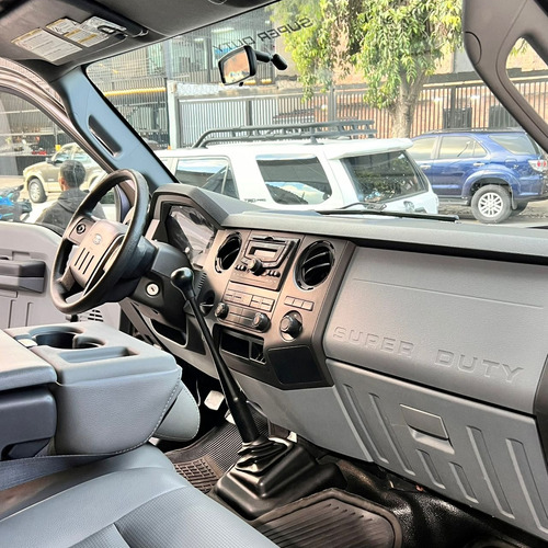 Camion Ford Super Duty 2012 F350 4x2 Sincronico