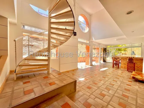 Casa En Venta En El Peñon Rvz
