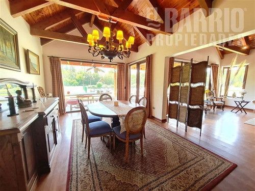 Imagen 18 de 30 de Casa En Venta De 6 Dorm. En Colina