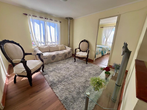 Casa En Condominio De Curauma, De 4 Dormitorios, Valparaiso