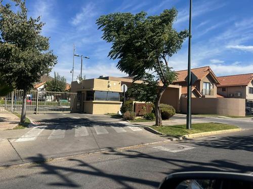 Comoda Casa En Montes De Izarra-cuidad De Los Valles