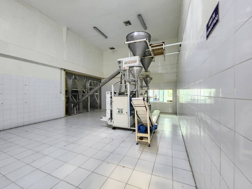 Galpones En Alquiler Zona Industrial Iii Con 5 Cavas De Conservacion Capacidad 180 Toneladas Cada Una Racks Con 320 Posiciones Empaquetadora De Leche En Polvo Barquisimeto Lara Daniela Linarez