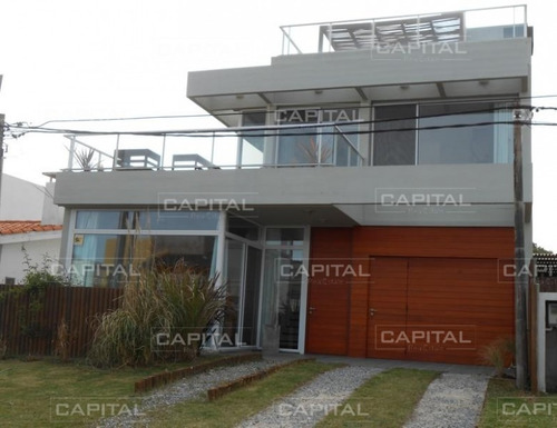 Casa En Alquiler Manantiales - Ref: 25712