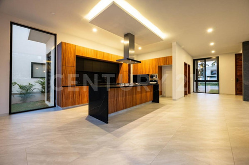 Descubre Acacia 87, Casa Nueva En Venta Con Alberca Privada En Los Tigres