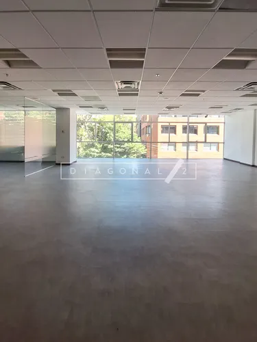 Oficina En Arriendo En Chicó Norte Ii