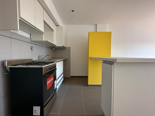 Venta Departamento Monoambiente Piso 7 - Pensaer