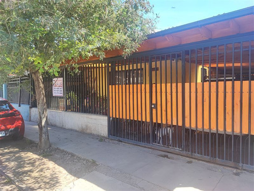 Casa En Venta De 4 Dorm. En Lo Espejo (conversable)