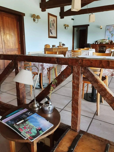 Hosteria Full House En Altos De Manzano, Villa La Angostura