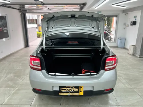 Renault Logan At 2023