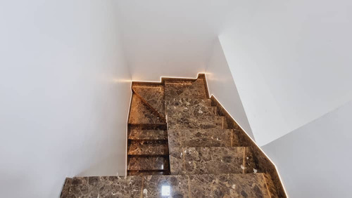 Town House En Altos De Guataparo Conjunto Vistalago. Minerva K