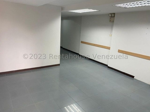 Amplia Oficina En Alquiler Centro Comercial La Casona ( La Casonita ) San Antonio De Los Altos