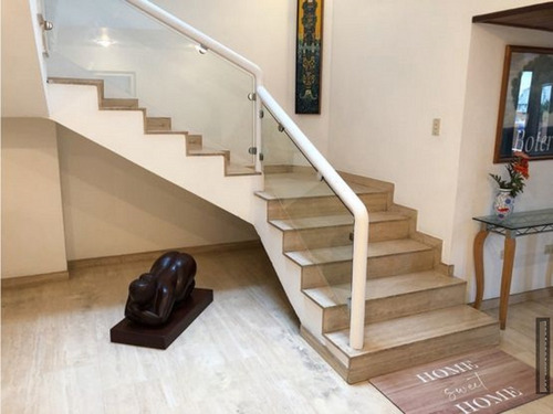 Imagen 12 de 29 de Prados Del Este En Venta Townhouse En Calle Cerrada .